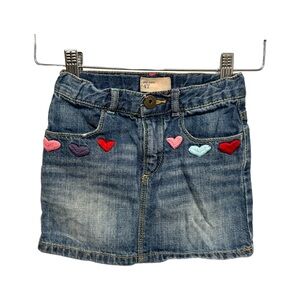 ⭐️ 5/$30 Gap Kids Denim Embroidered Detailing Skirt size 4T